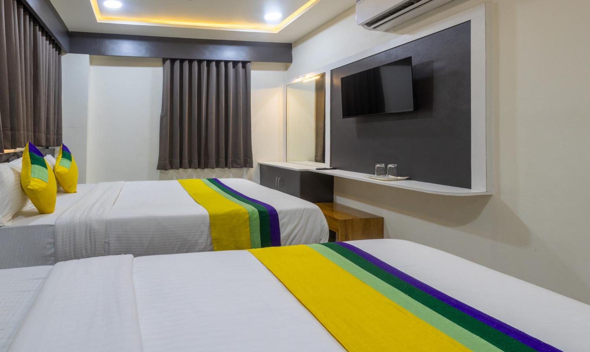 Itsy Hotels Signature, Nehru Nagar أحمد أباد المظهر الخارجي الصورة